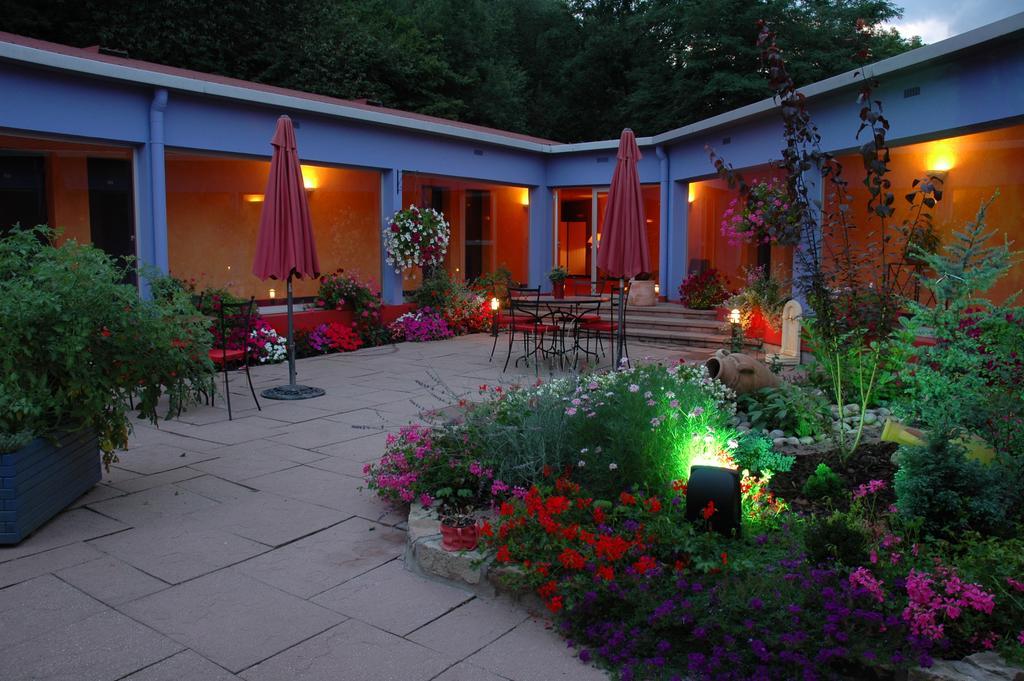 Logis Hotel Atrium Epinal Golbey Chavelot Esterno foto