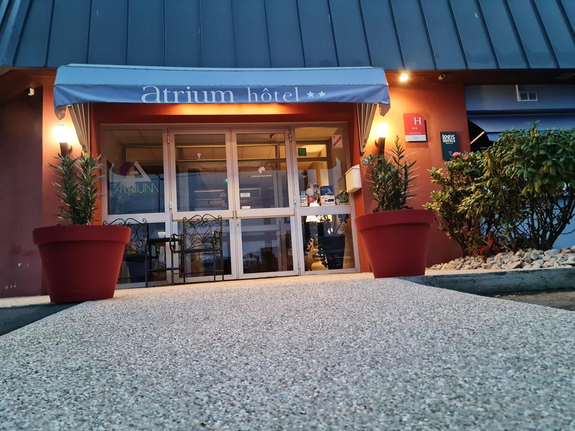 Logis Hotel Atrium Epinal Golbey Chavelot Esterno foto