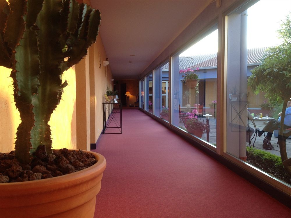 Logis Hotel Atrium Epinal Golbey Chavelot Esterno foto