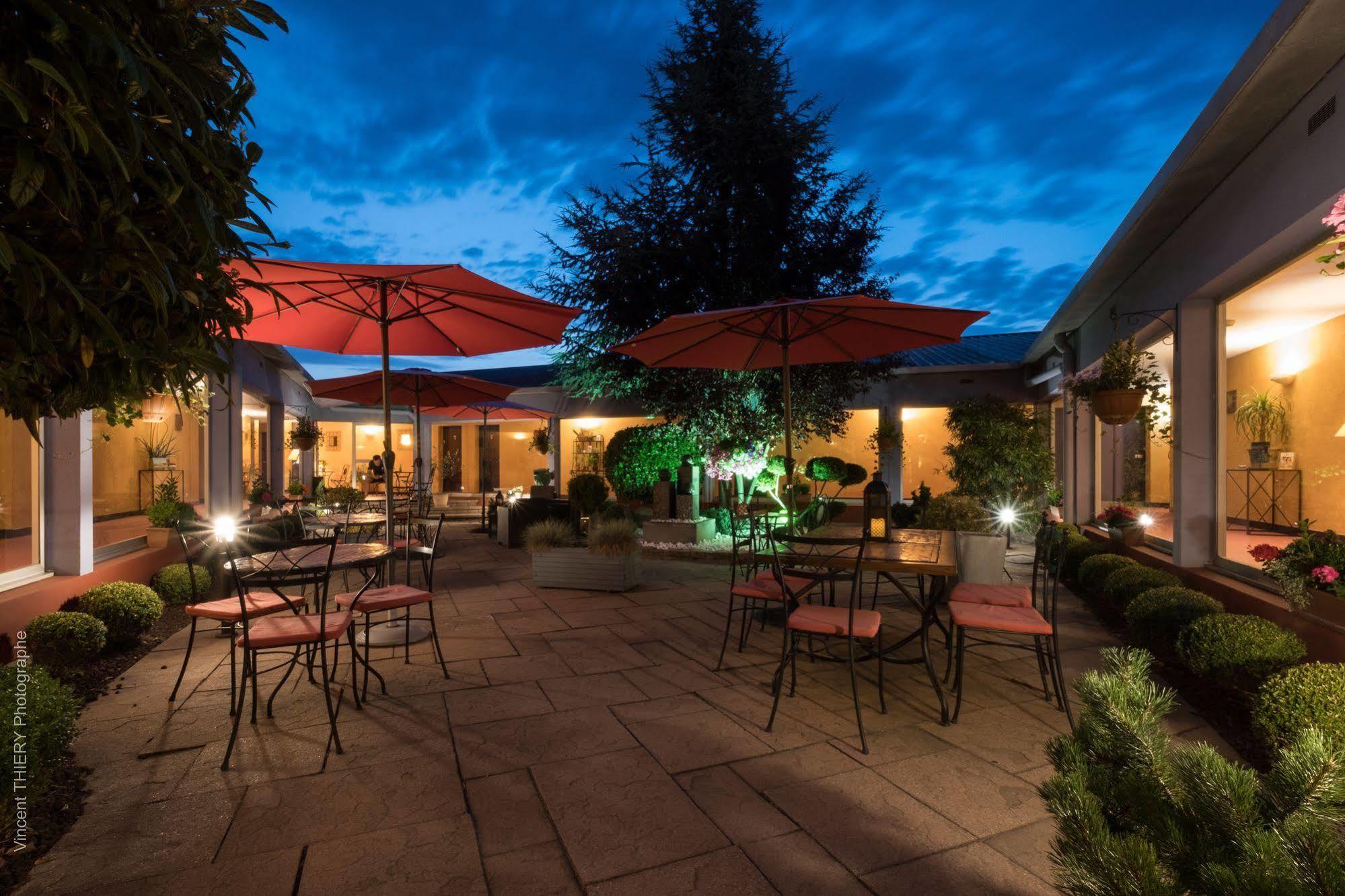 Logis Hotel Atrium Epinal Golbey Chavelot Esterno foto