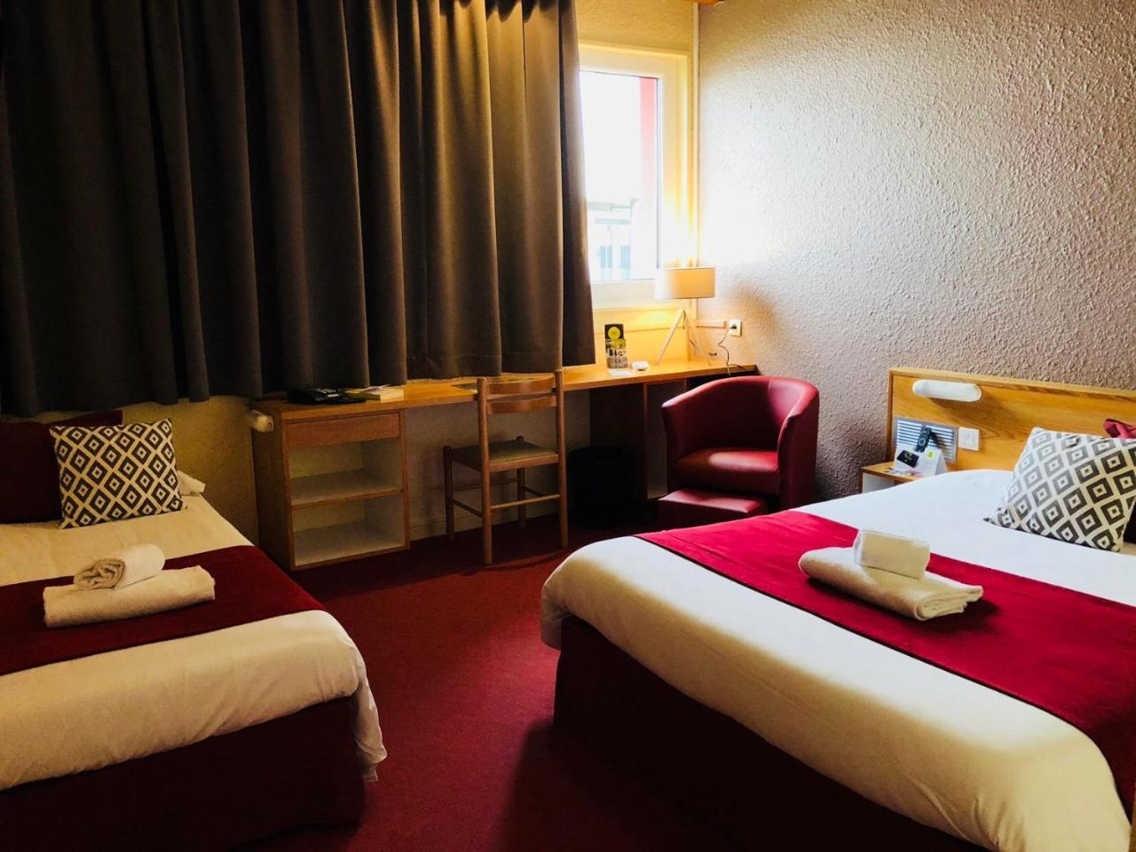Logis Hotel Atrium Epinal Golbey Chavelot Esterno foto