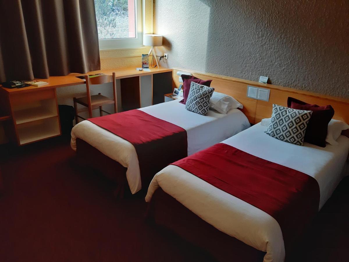 Logis Hotel Atrium Epinal Golbey Chavelot Esterno foto